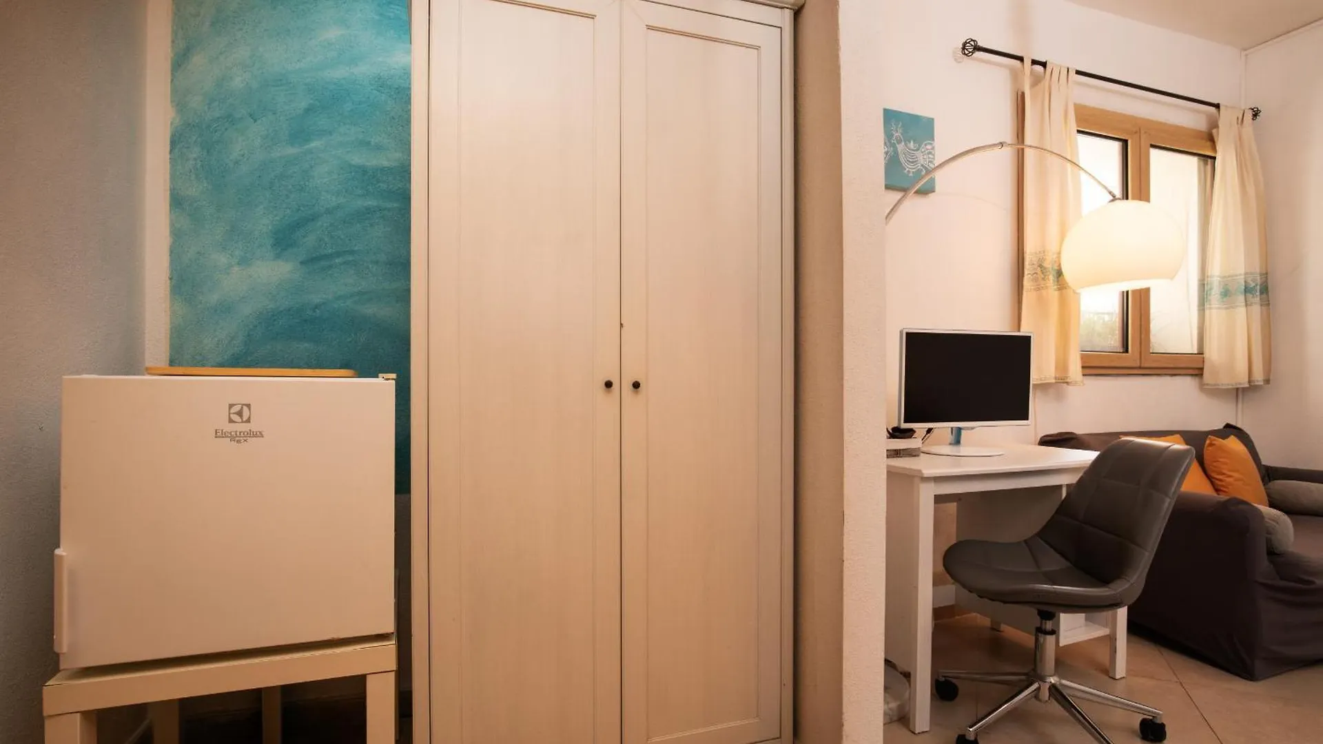 Iknos Suites By Wonderful Italy 올비아